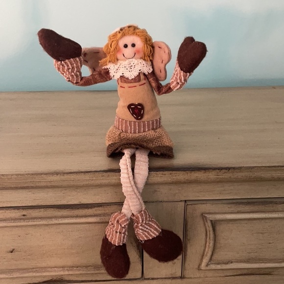 Vintage Folk Art Shelf Sitter Angel Christmas Decor - Picture 4 of 8